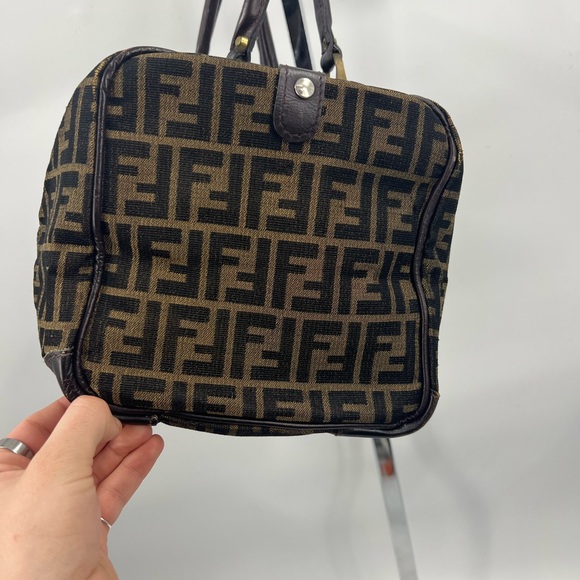 Fendi duffel bag - Picture 4 of 11
